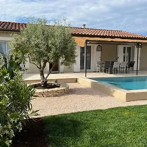 Hébergement de vacances Provençale Avec Piscine France